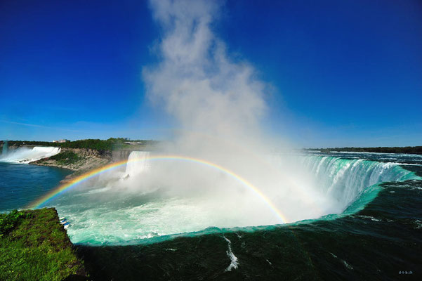 CA0424 Niagara Falls
