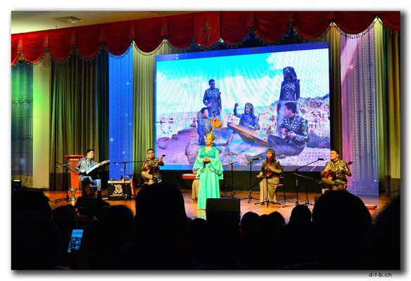 KZ0119.Almaty.Babalar Sazy-Konzert