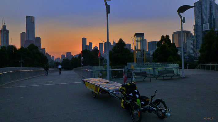 AU: Solatrike in Melbourne