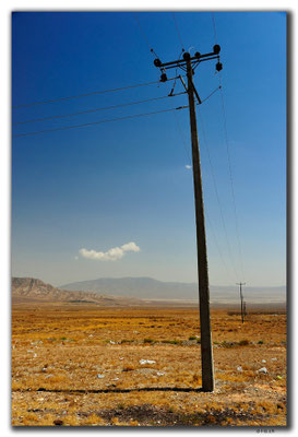 IR0347.Hochebene.Telefonleitung
