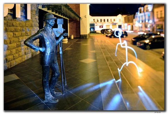 GE030.Kutaisi.Statue eines Filmers