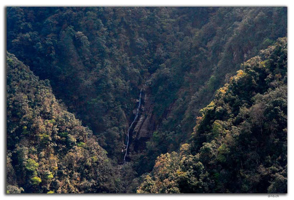VN0080.Sapa.Fansipan.Hidden Waterfall