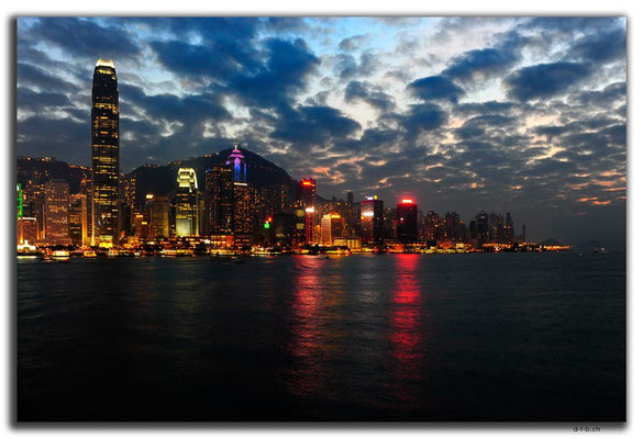 HK0037.Hong Kong Island night