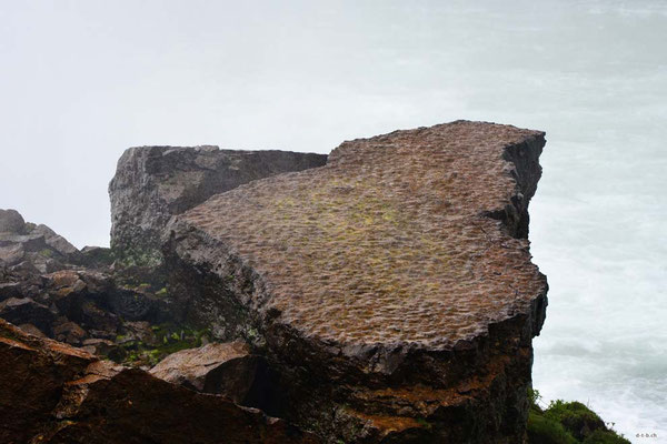 US0007. Niagara Falls Pianorock
