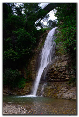 GE0157.Tbilisi.Bot.Garten.Wasserfall