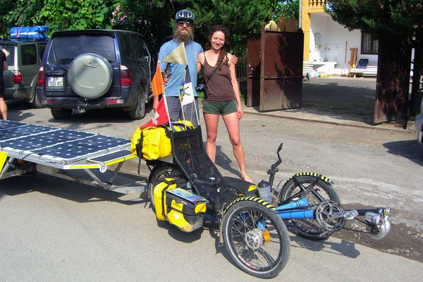 GE: Batumi, Solatrike mit Herbergsleiterin Lena