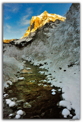 GW0671.Schwarze Lütschine und Wetterhorn