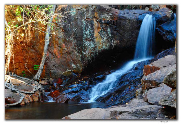 AU0106.Robin Falls