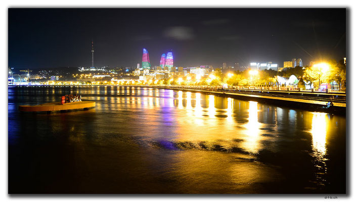 AZ051.Baku.Flame Towers
