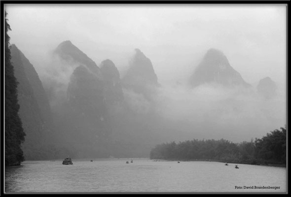 C1052c Li River
