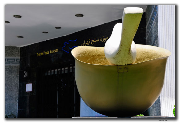 IR0037.Tehran Peace Museum