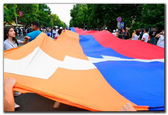 AM016.Yerevan.Feiertagskundgebung