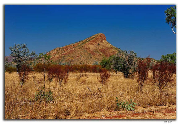 AU0174.Shaped Rock