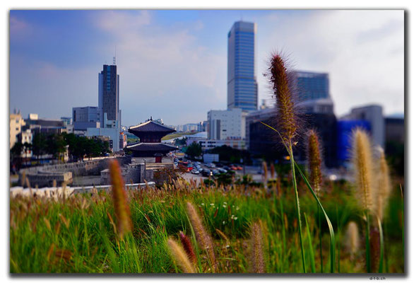 KR0050.Seoul.Heunginimun Gate