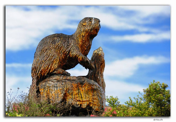 CA0566.Chetwynd.Wood Chainsaw carving 
