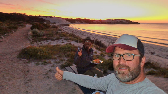 AU:Sandy Cape, Tacos at the Beach with Marty