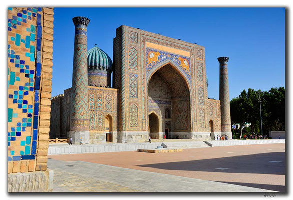 UZ0042.Samarkand.Registan.Sher Dor Medressa