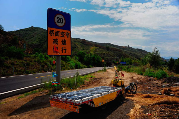 CN.Solatrike an der Grossen Mauer in Hebei