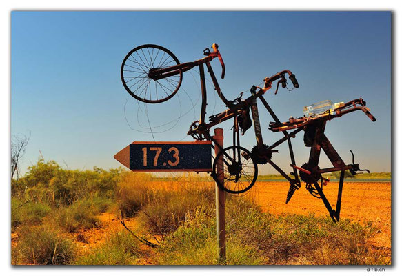 AU0281.Schild mit Velos
