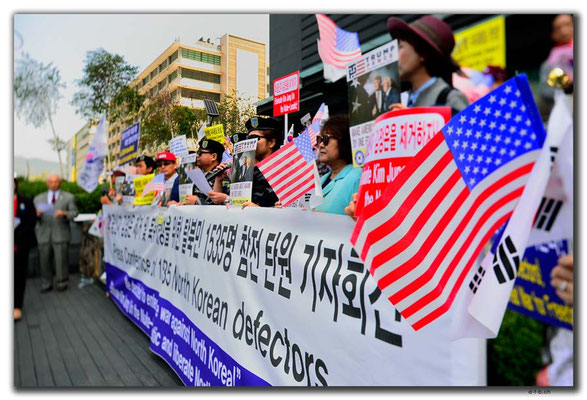 KR0054.Seoul.Demonstration