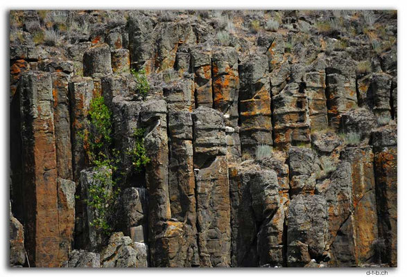 CA0547.Basalt rocks