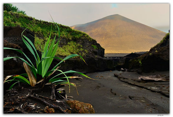 VT0065.Tanna.Volcan Yasur