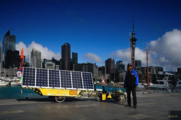 NZ: Solatrike in Auckland, Viaduct Basin