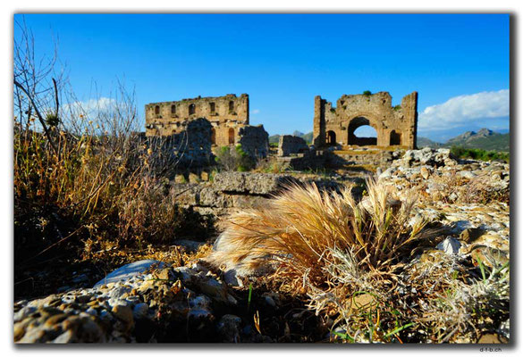 TR0423.Aspendos.Nymphaeum + Basilika