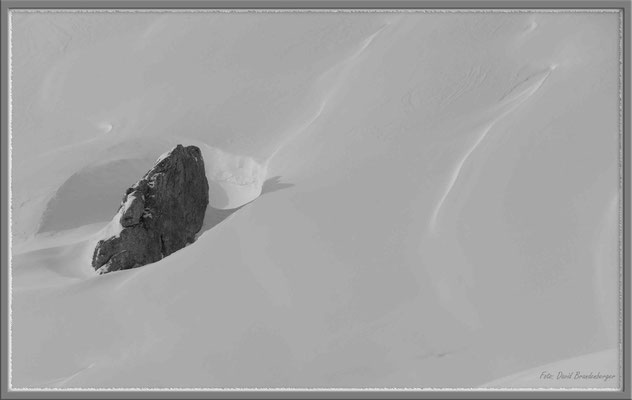 A0355.Stein im Schnee,Klosters.CH