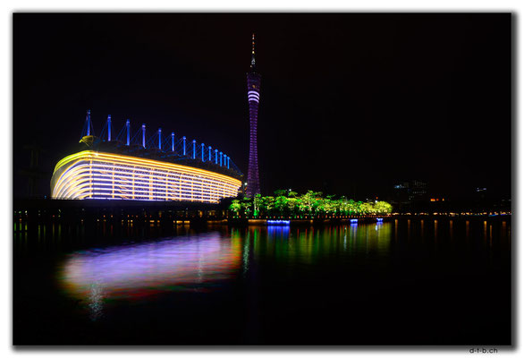 CN0450.Guangzhou.Stadion & Canton Tower