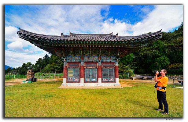 KR0214.Busan.Buddhistischer Tempel und Nino