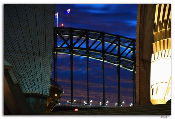 AU1562.Sydney.Opera House + Bridge