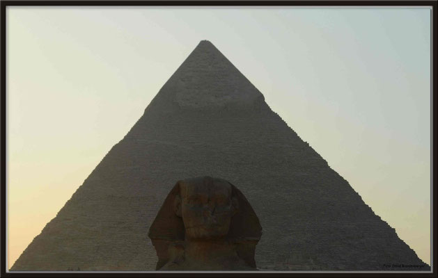 EG011.Pyramide und Sphinx.Gizeh