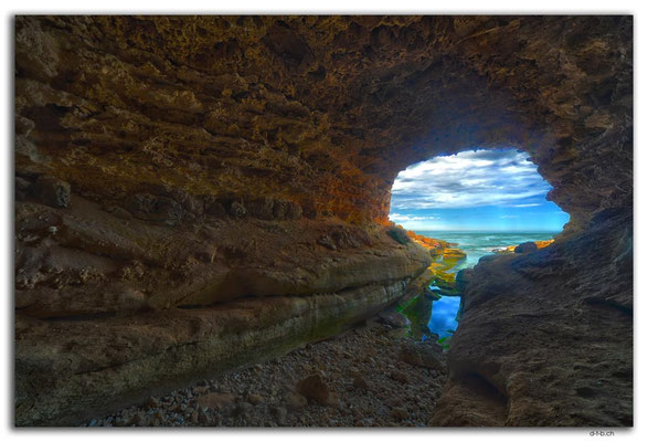 AU1000.Woolshed Cave