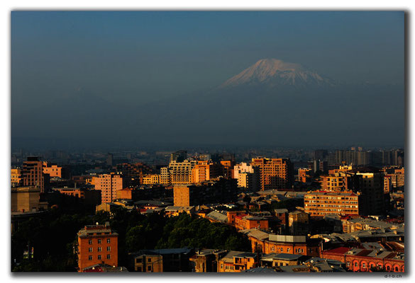 AM042.Yerevan & Ararat