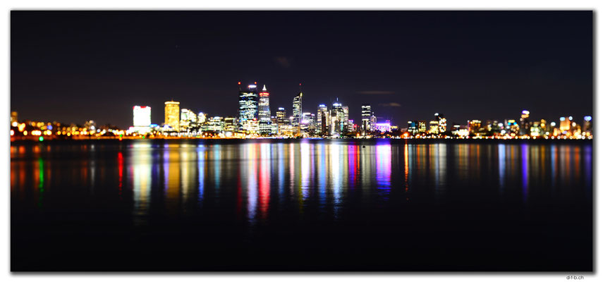 AU0731.Perth at night
