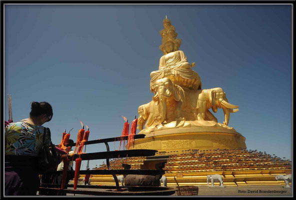 C0675Emei Shan