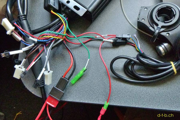 NZ: Solatrike, neuer Vordermotor, Kabel verbunden