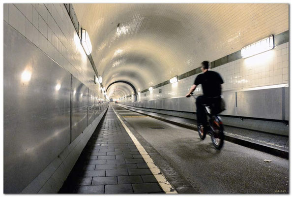DE021.Hamburg.Elbtunnel