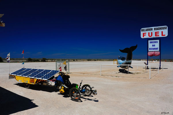 AU: Solatrike at Nullarbor Roadhouse