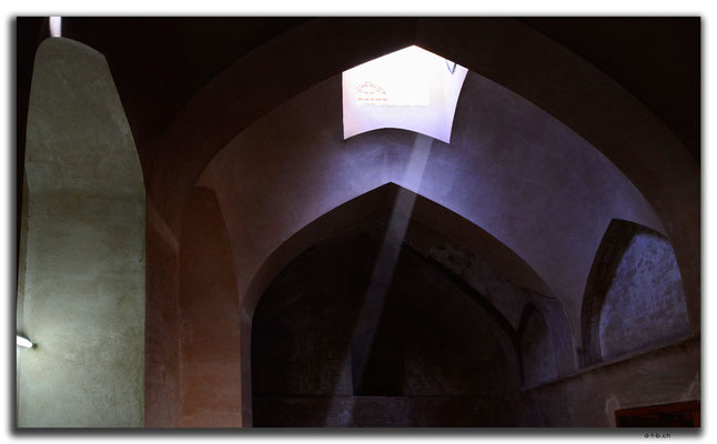 IR0093.Isfahan.Ali Qapu Palace