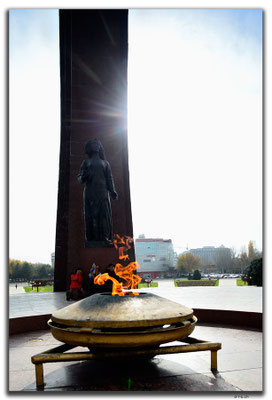 KG0020.Bishkek.WWII Monument.Eternal Flame