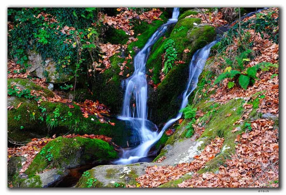 GR0183.Wasserfall bei Karitsa