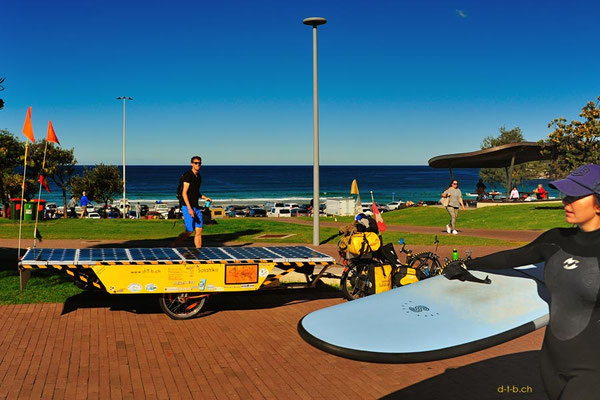 AU: Solatrike in Sydney beim Bondi Beach
