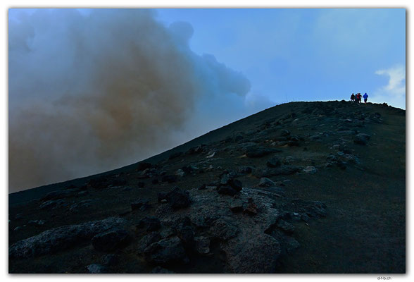 VT0048.Tanna.Volcan Yasur