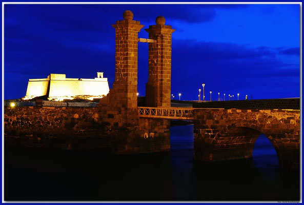 LAN012 Kugelbrücke