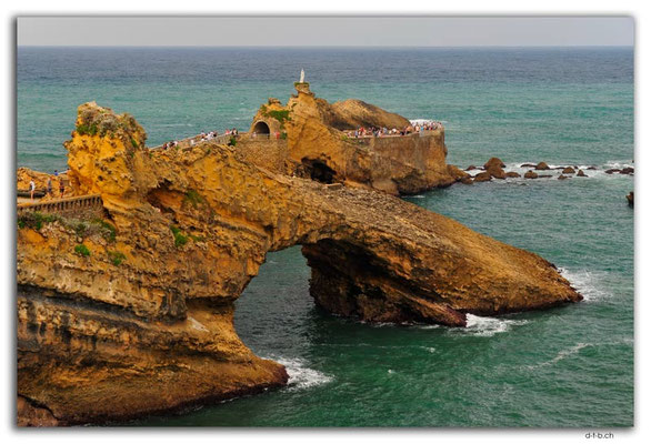 FR0015.Biarritz.Rocher de la Vierge