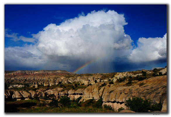 TR0827.Göreme.Regenbogen