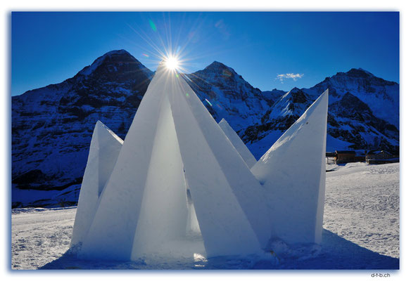GW0207.Schneeskulptur Team Ukraine