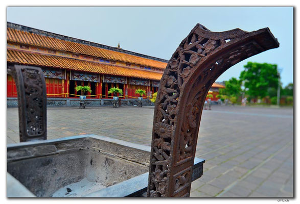 VN0172.Hue.Citadel.Tho Mieu Temple Complex